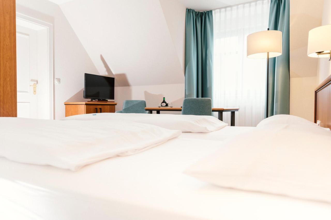 Weingut Pastoriushaus - Artur Steinmann Hotel Sommerhausen Ngoại thất bức ảnh