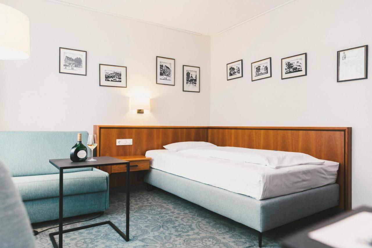 Weingut Pastoriushaus - Artur Steinmann Hotel Sommerhausen Ngoại thất bức ảnh