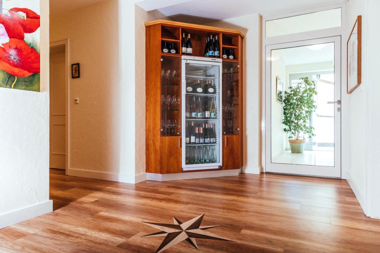Weingut Pastoriushaus - Artur Steinmann Hotel Sommerhausen Ngoại thất bức ảnh