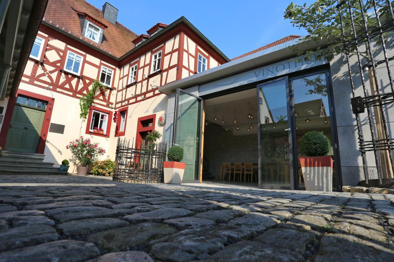 Weingut Pastoriushaus - Artur Steinmann Hotel Sommerhausen Ngoại thất bức ảnh